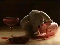 Мече наздравица със сладко боровинки!