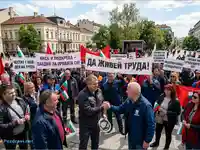 Демонстрация за 1 май: КНСБ и Подкрепа отстояват трудовите права на работниците в България.